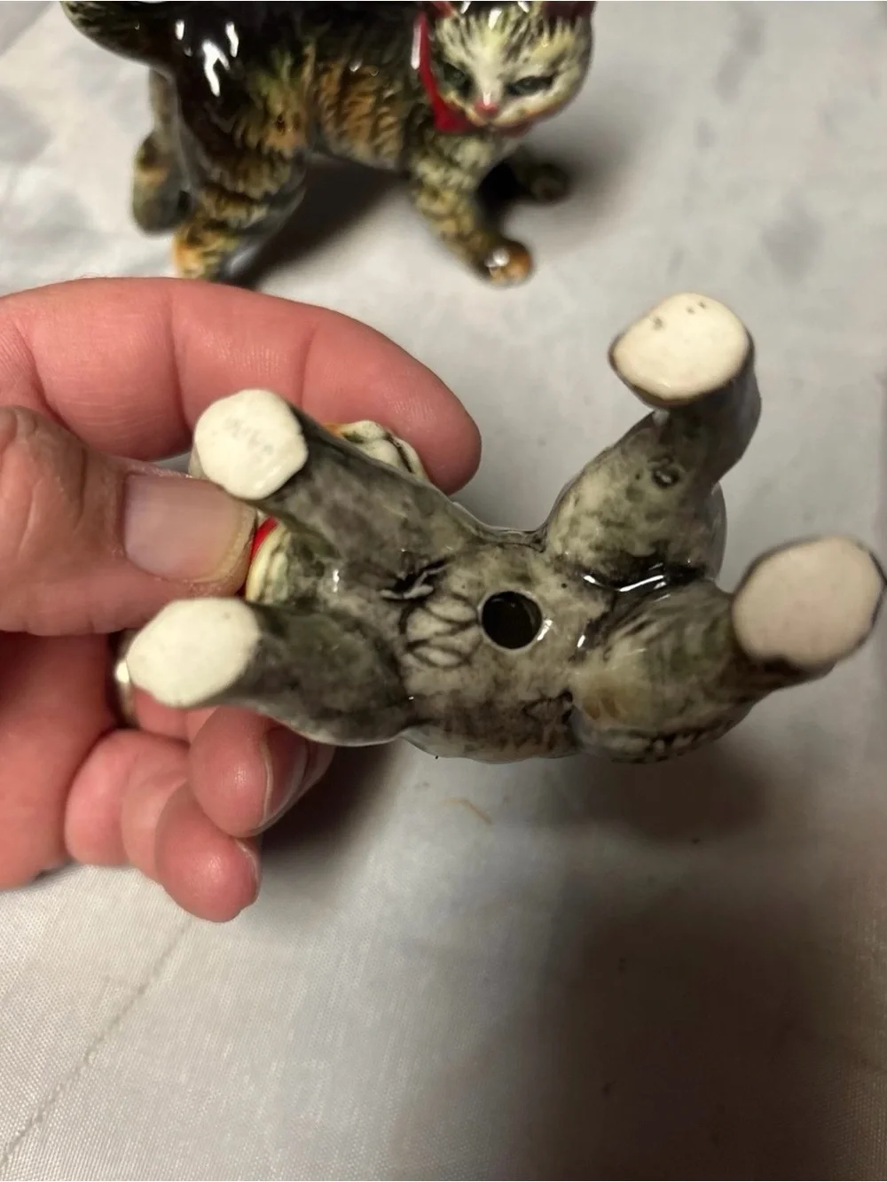 Vintage Small Ceramic Cats